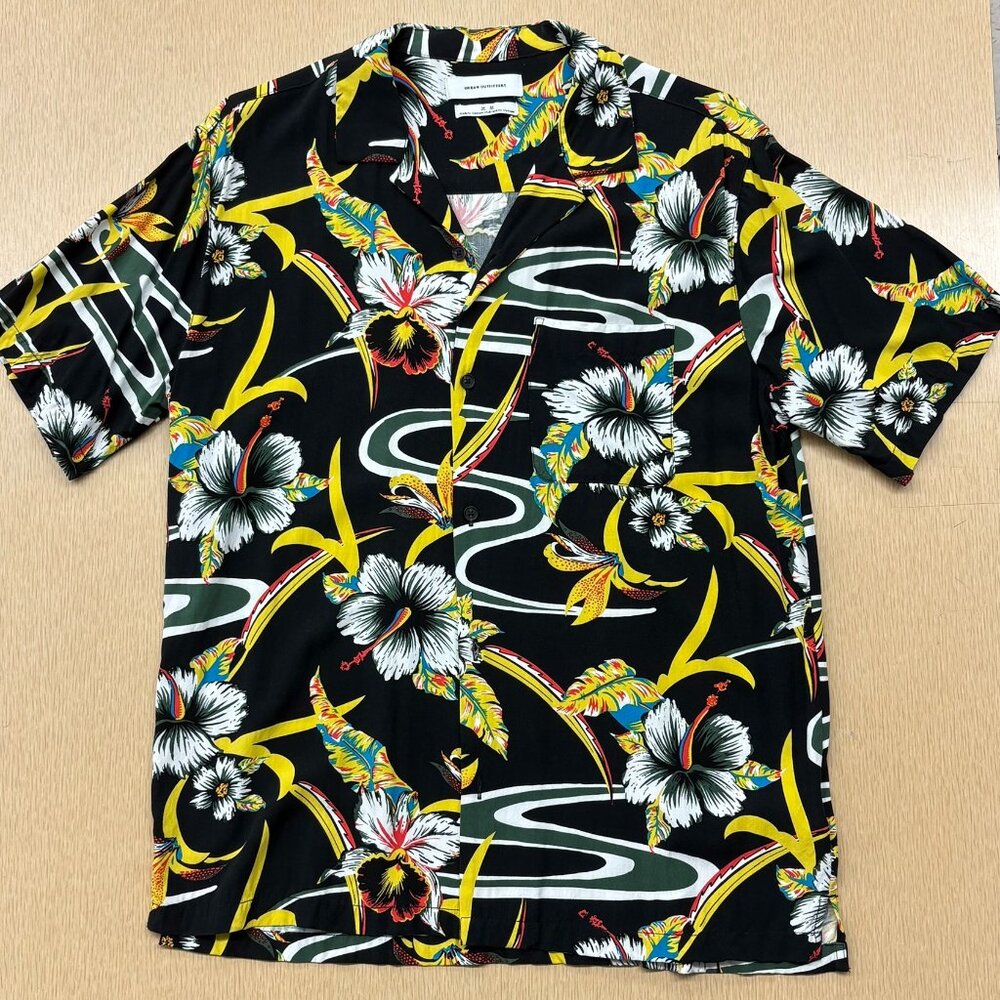 Urban Outfitters tropical Hawaiian vacation shirt